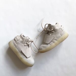 Adidas tubular invader strap sneakers EUC size 7